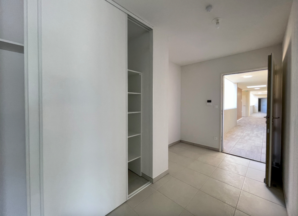 GILETTE Magnifique T3 de 66 m² avec sa terrasse de 10 m² 5