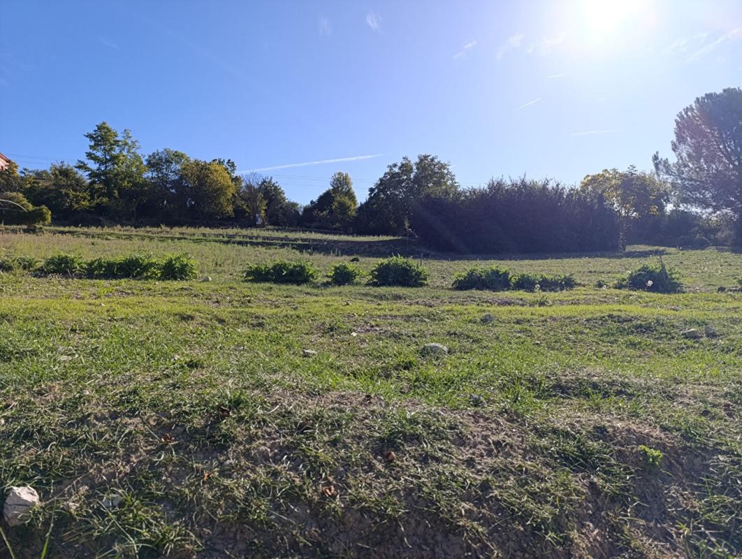 MANOSQUE Magnifique terrain  avec vue exceptionnelle 4