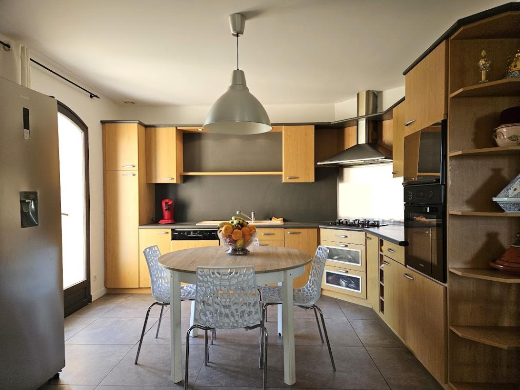 PUYMIROL Secteur PUYMIROL : Maison 5 pièce(s) 120 m2 - Garage - Piscine - Jardin 5