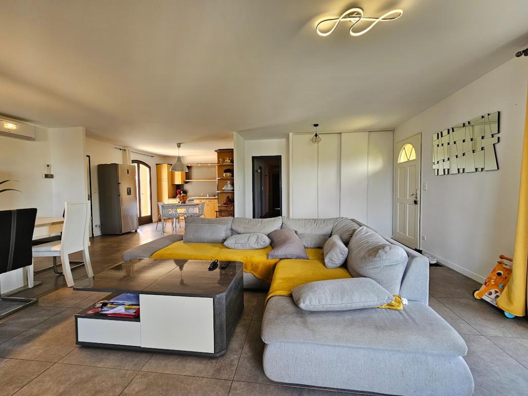 PUYMIROL Secteur PUYMIROL : Maison 5 pièce(s) 120 m2 - Garage - Piscine - Jardin 6