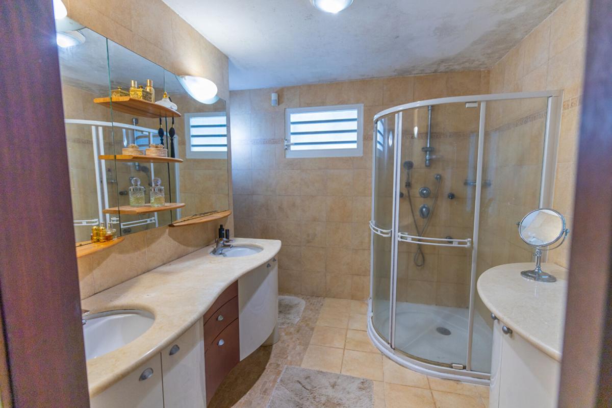 PETIT-BOURG Villa d'Exception 316 m² avec Piscine ? Petit-Bourg, Section La Glacière 11