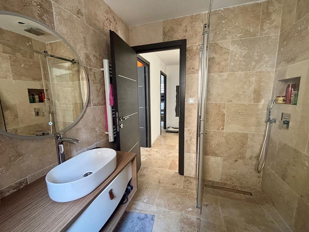 TOURRETTE-LEVENS Villa neuve 2025 individuelle Tourrette Levens 4 pièces 110 m2 jardin parking 12