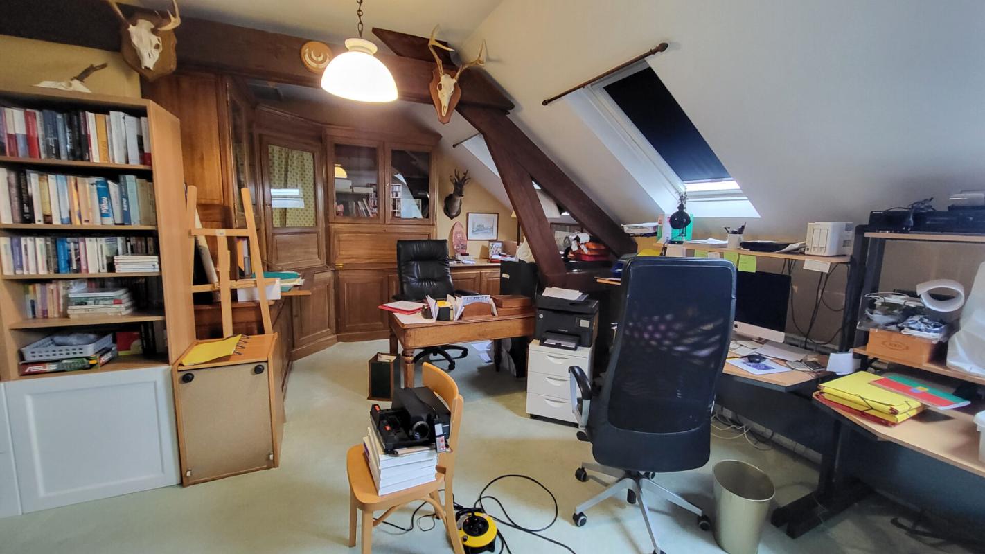 SAINT-QUENTIN MAISON QUARTIER REMICOURT JARDIN ET 2 GARAGES 11