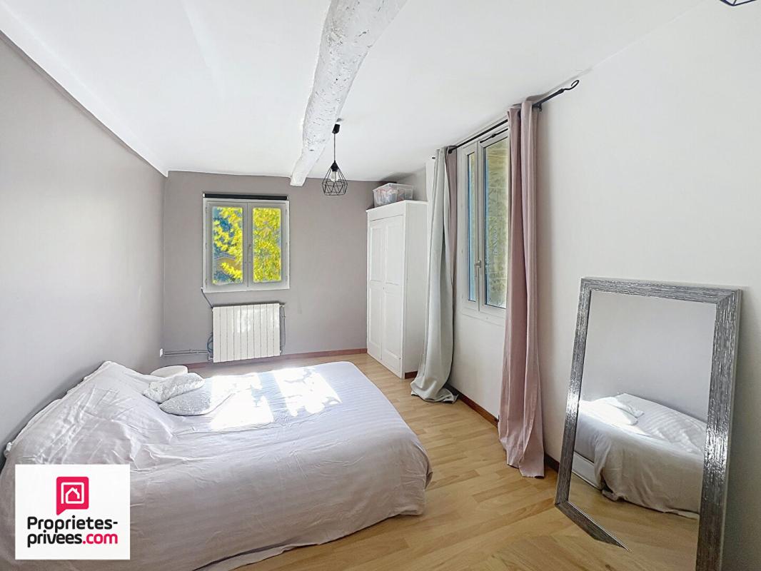 RIANS Rians Maison de Village T4 110 m² Garage et Terrasse Sud 13