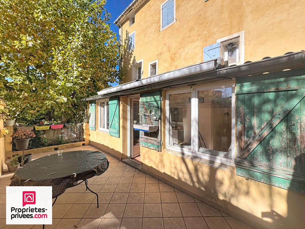 RIANS Rians Maison de Village T4 110 m² Garage et Terrasse Sud 17