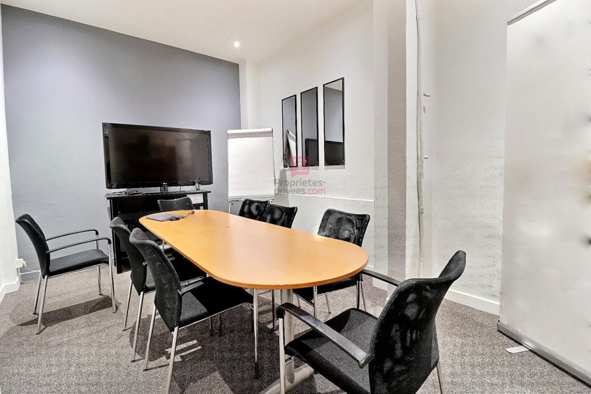 PARIS-5E-ARRONDISSEMENT 75005 PARIS - LOCATION, BUREAUX 146 m²,  (Luxembourg / Saint-Michel) 2