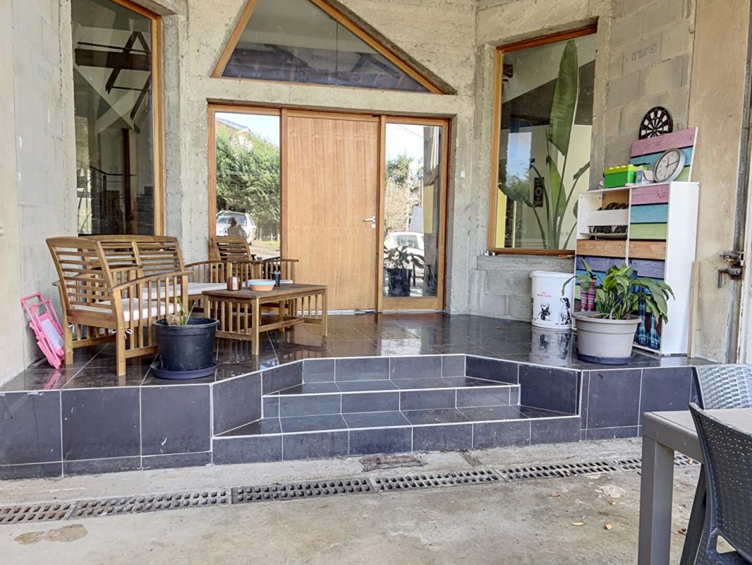 CHAMBOST-LONGESSAIGNE Loft Chambost Longessaigne 9 pièce(s) 11