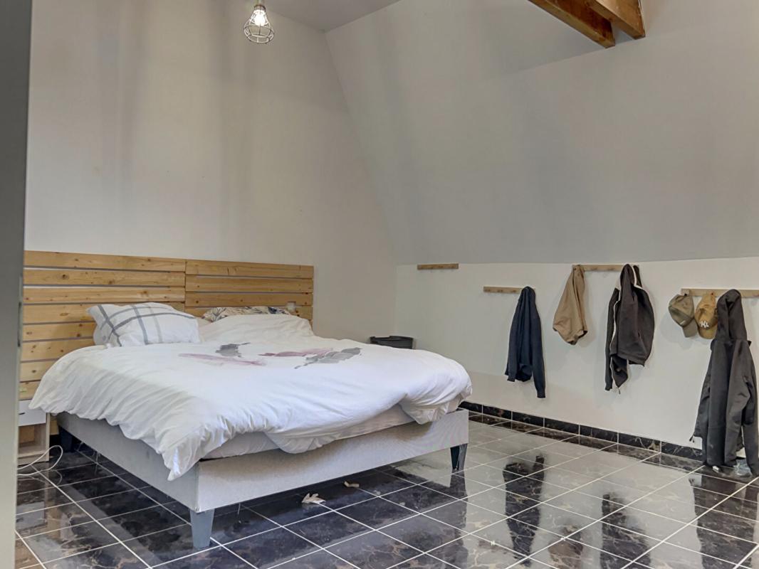 CHAMBOST-LONGESSAIGNE Loft Chambost Longessaigne 9 pièce(s) 7