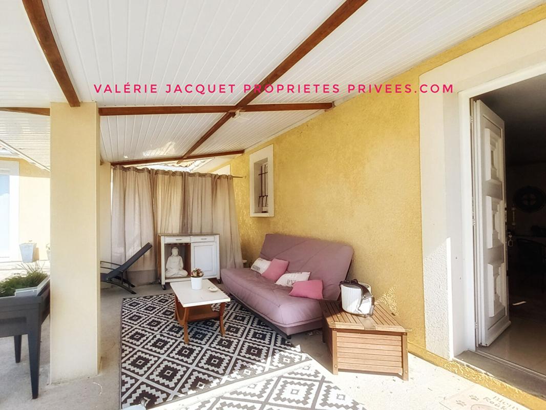 COUTRAS Plain-pied moderne 5 mn de Coutras 6 pièce(s) 170 m2 16