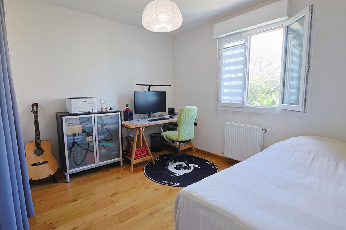 BRIE-COMTE-ROBERT Maison Brie Comte Robert 6 pièce(s) 111 m2 11