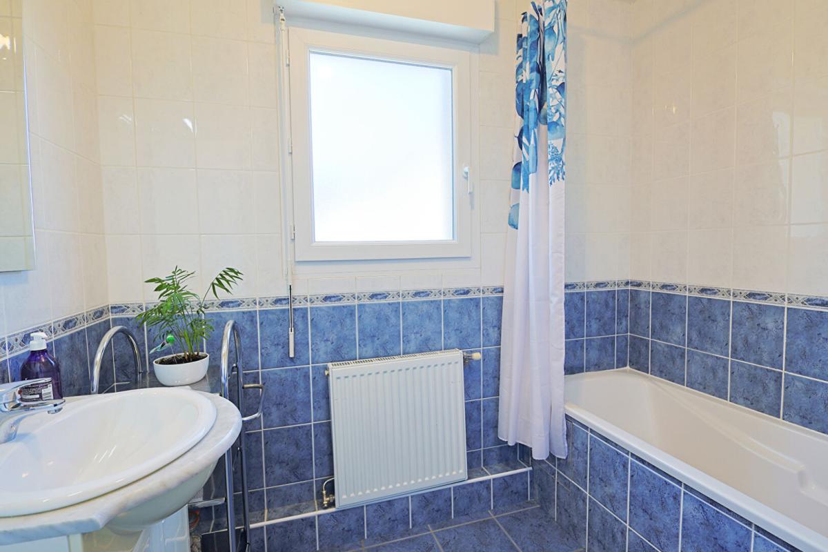 BRIE-COMTE-ROBERT Maison Brie Comte Robert 6 pièce(s) 111 m2 13