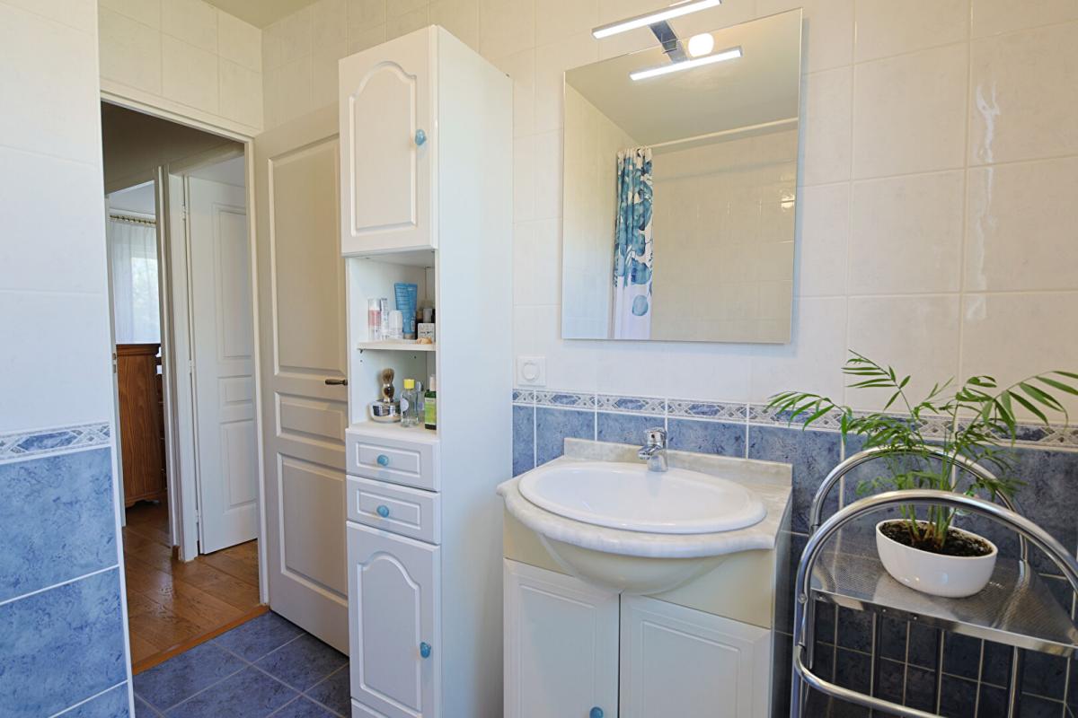 BRIE-COMTE-ROBERT Maison Brie Comte Robert 6 pièce(s) 111 m2 14