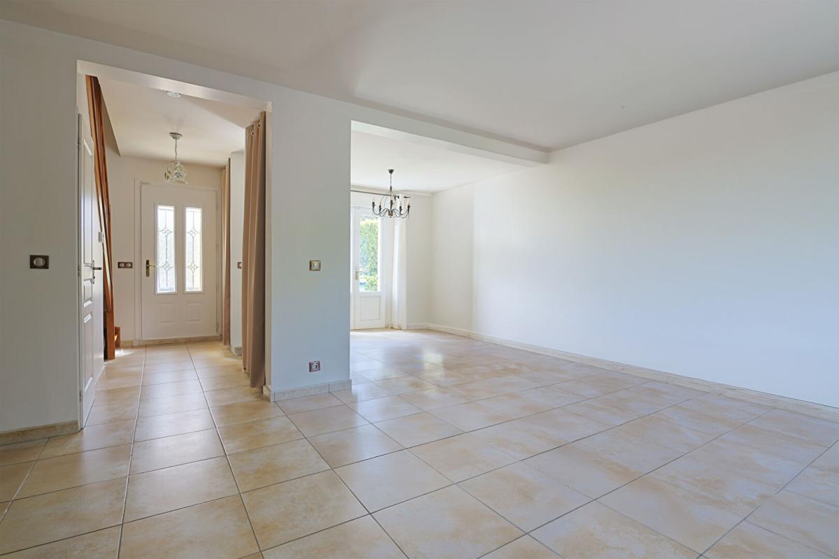 BRIE-COMTE-ROBERT Maison Brie Comte Robert 6 pièce(s) 111 m2 7