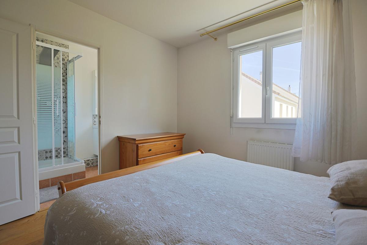 BRIE-COMTE-ROBERT Maison Brie Comte Robert 6 pièce(s) 111 m2 9