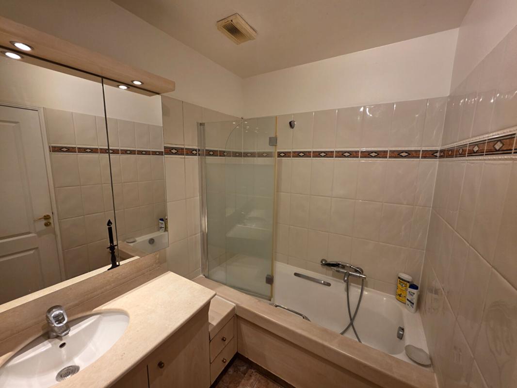 PARIS-15E-ARRONDISSEMENT Appartement 3 pièces Rez-de-jardin  Paris 15e Quartier Beaugrenelle 7