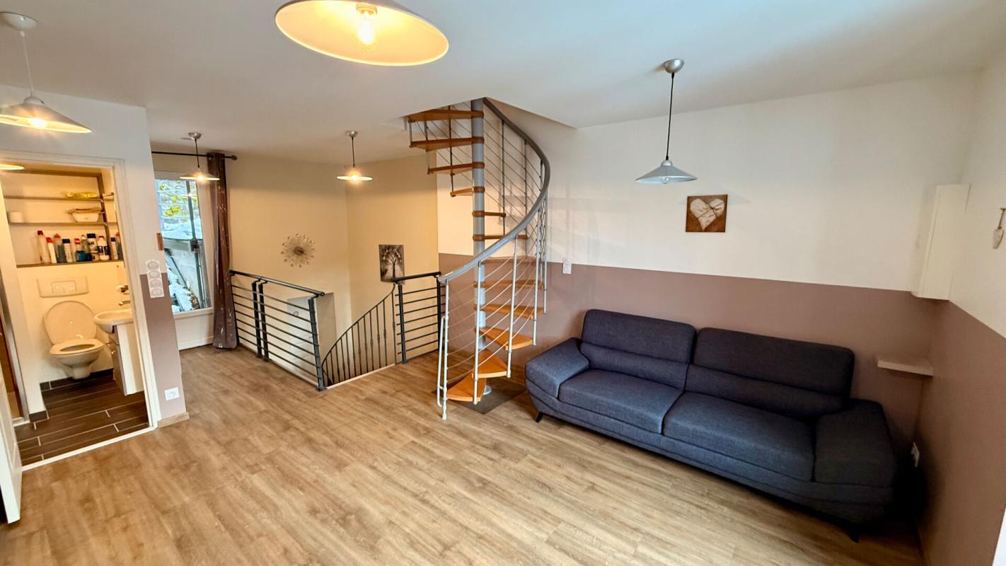 MONT-DORE Maison Mont Dore 7 pièce(s) 93.25 m2 1