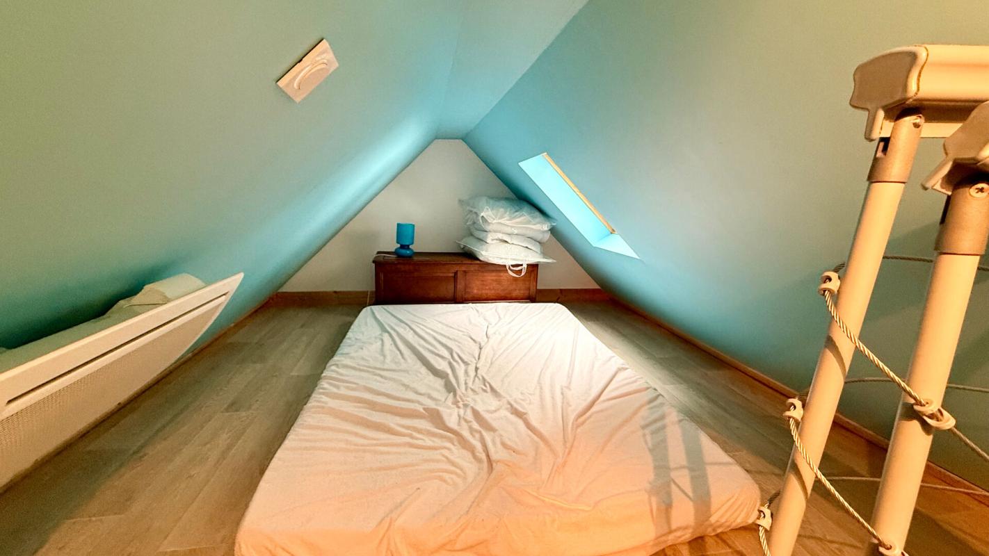 MONT-DORE Maison Mont Dore 7 pièce(s) 93.25 m2 7