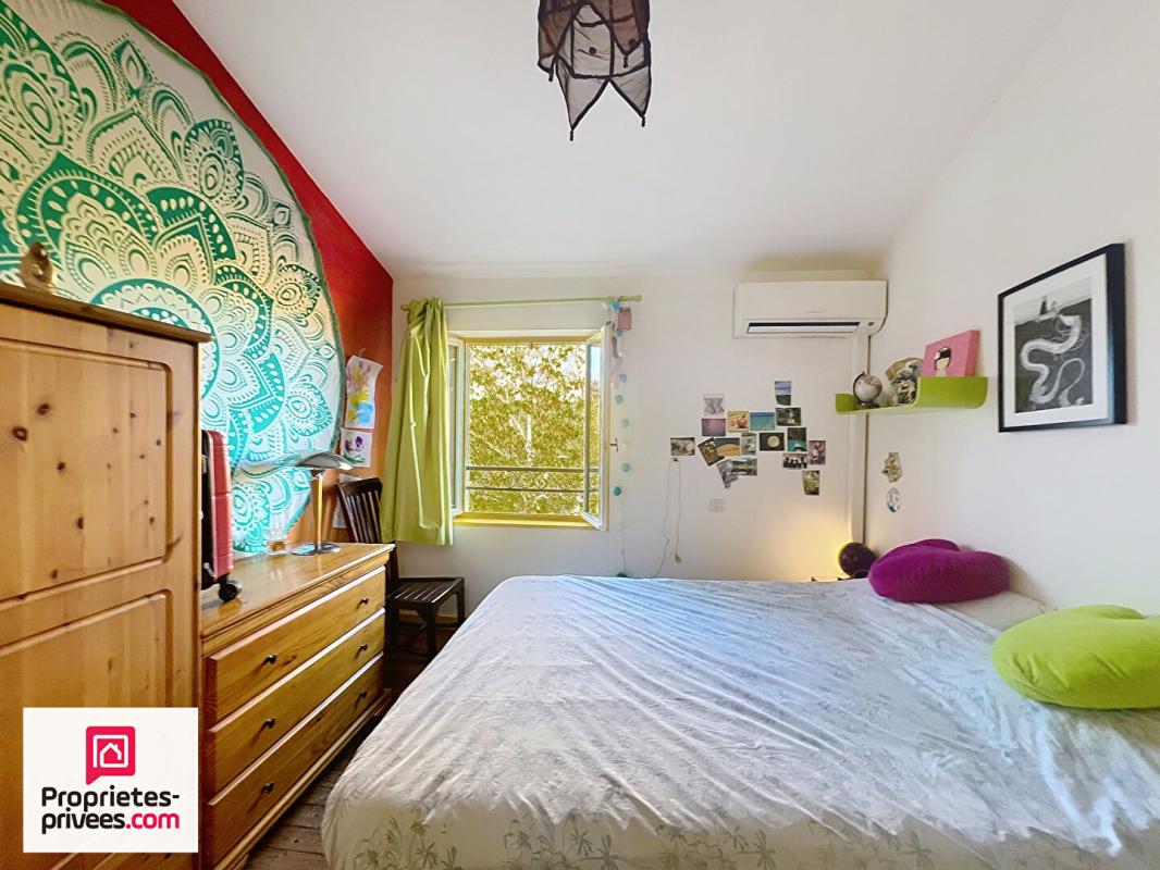 RIANS RIANS VILLA T6 avec piscine sur 13612 m² 11