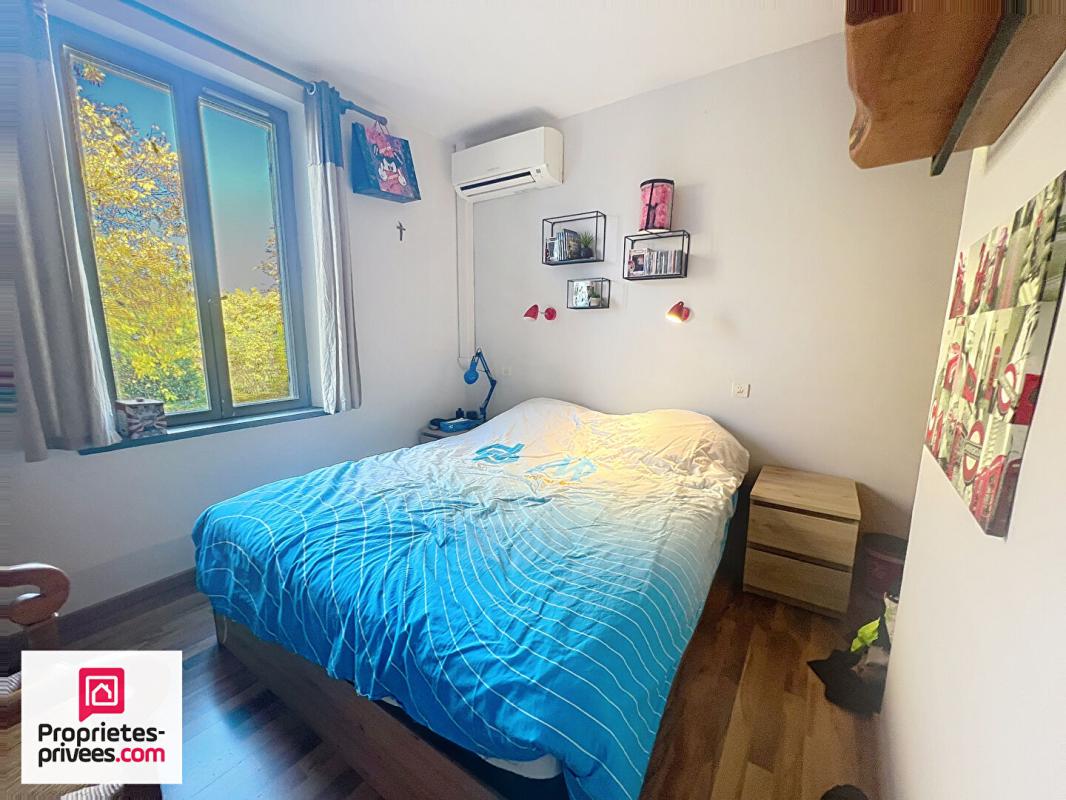 RIANS RIANS VILLA T6 avec piscine sur 13612 m² 14