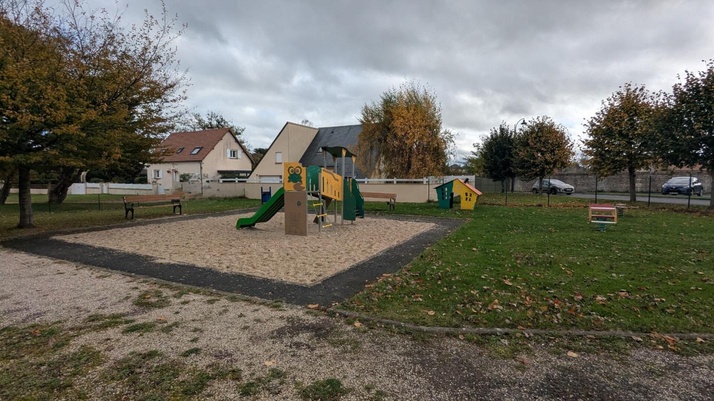 COLLEVILLE-MONTGOMERY Appartement Colleville Montgomery 2 pièce(s) - Rez de jardin 9