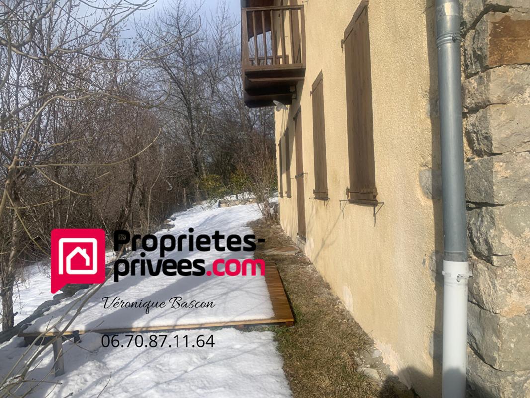 SEYNE Maison de caractère  Atypique de 210 M2 du 18ème Siècle Rénové 17