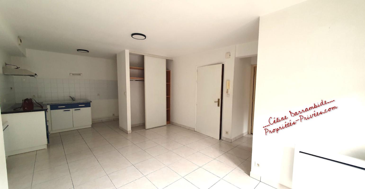 DAX T2, place de parking, balcon 5