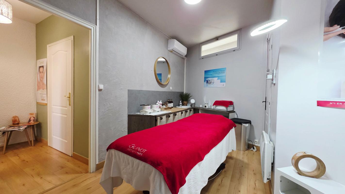 BOURGES EXCLUSIVITE BOURGES - Murs Commerciaux et Fonds 7