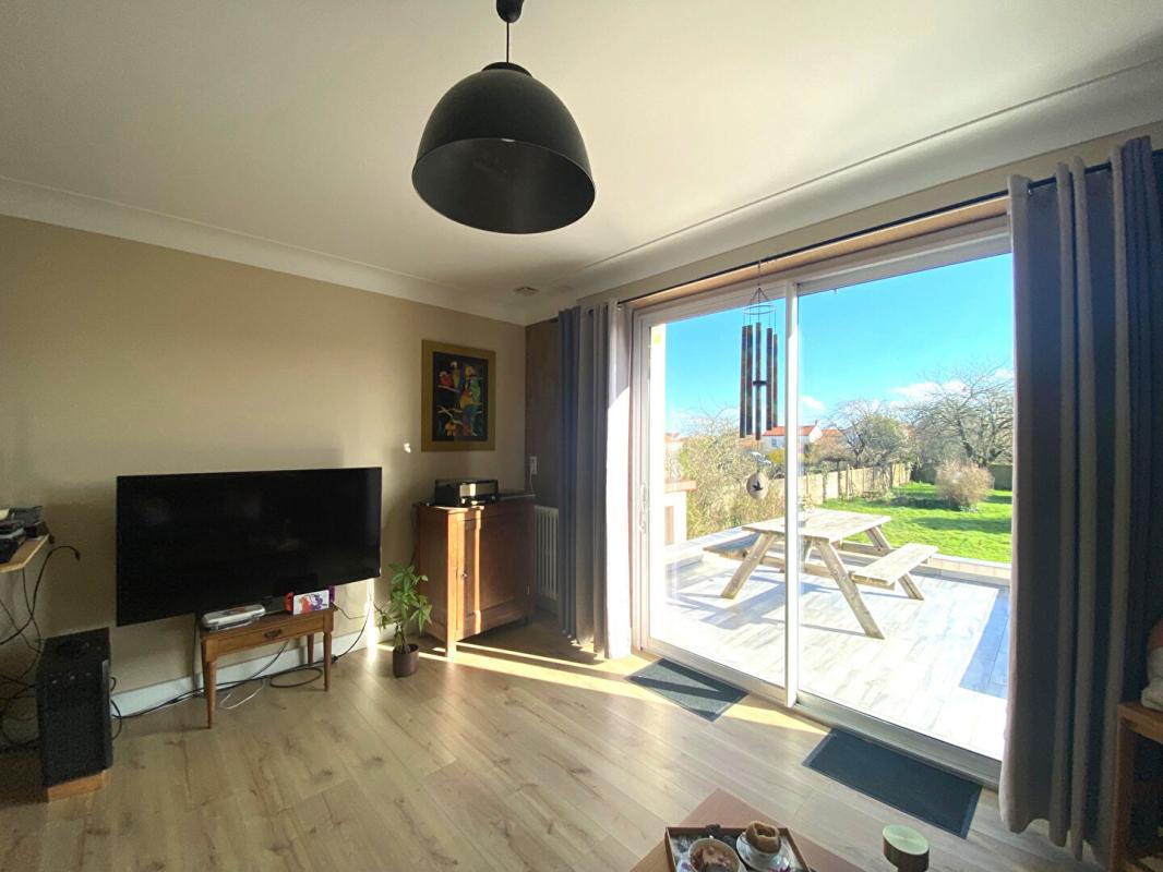 SAINTE-PAZANNE MAISON SAINTE PAZANNE 44680 - 5 CHAMBRES - BUDGET 317 200  HAI 4