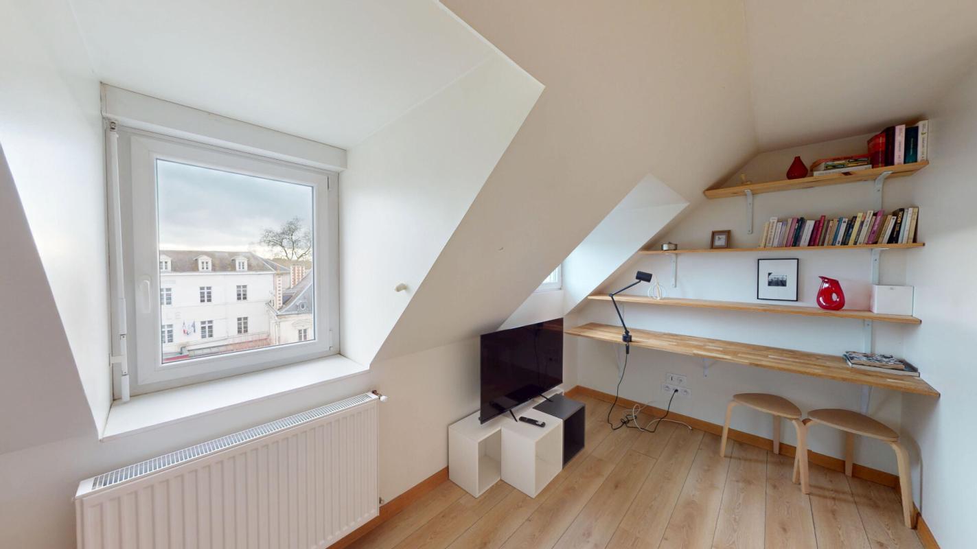 VIERZON Appartement Vierzon 3 pièce(s) 44.00 m2 10