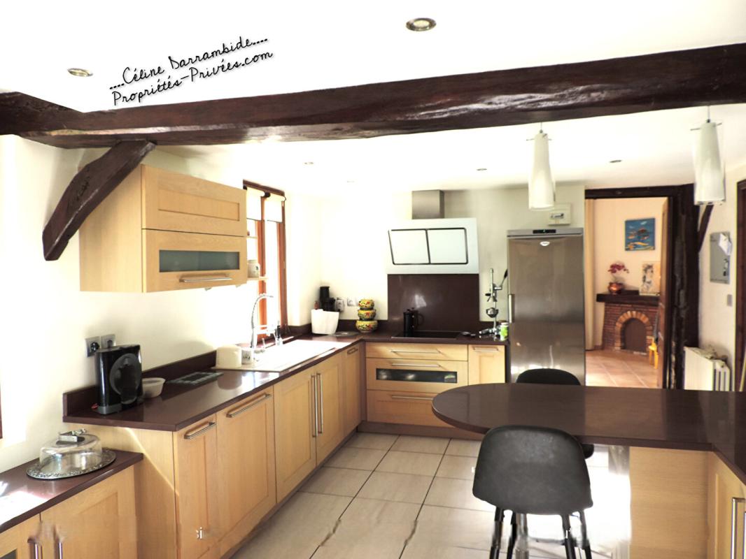 LUGLON Propriété avec étang, piscine et dépendances 7