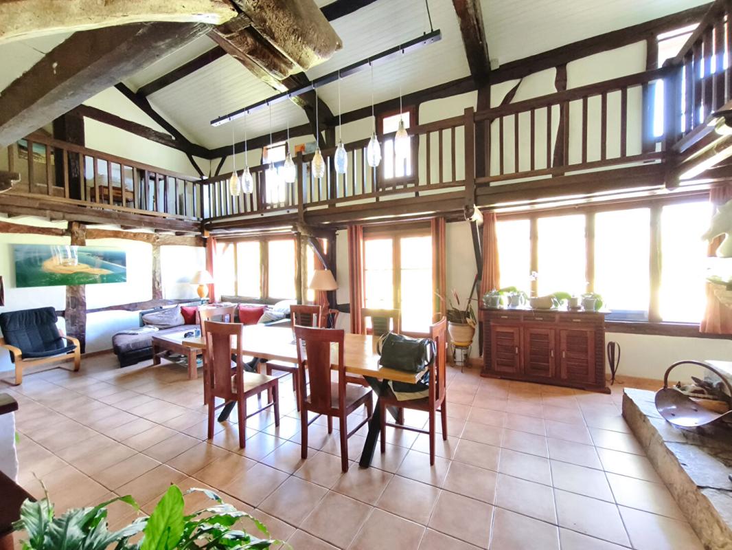 LUGLON Propriété avec étang, piscine et dépendances 8