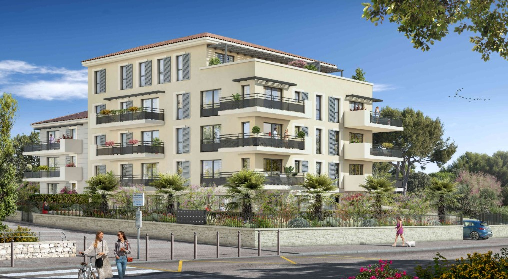 LA CIOTAT La ciotat T4 de 82,60 M2 ,avec belle terrasse , commerces à pieds ,port à 15mn à pieds 2