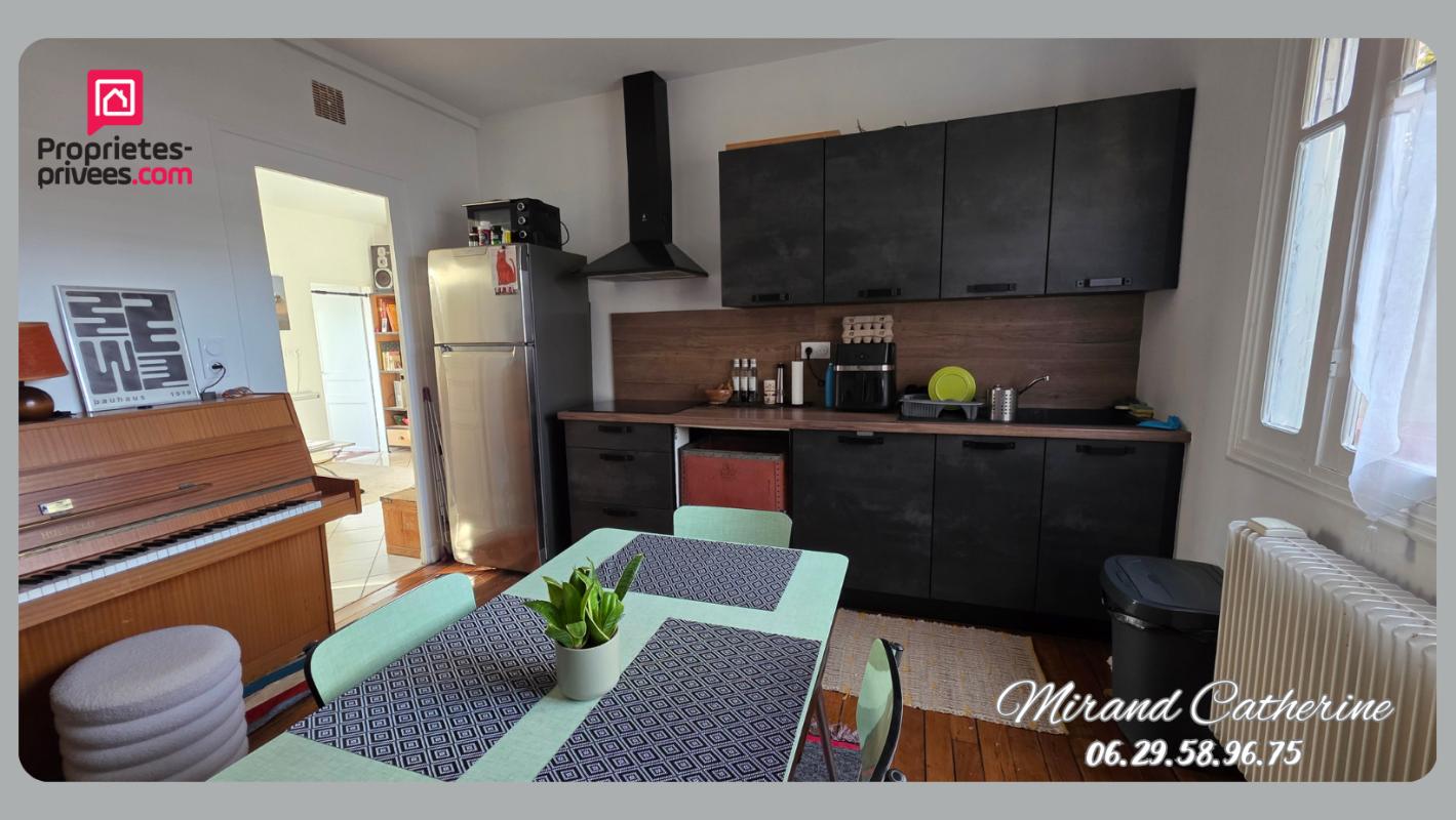 TROYES Maison rénovée 100 m² avec jardin et parking 10