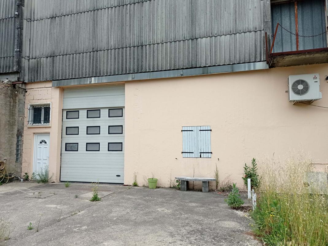 SAINT-AMANS-VALTORET Ensemble immobilier professionnel avec entrepôt et appartement ? Fort potentiel - Saint Amans Valtoret 950 m2 8