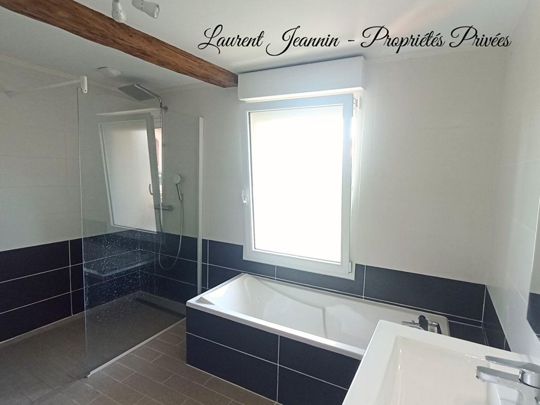 VILLEFRANCHE-D'ALBIGEOIS Maison Villefranche d'Albigeois 4 pièces 11