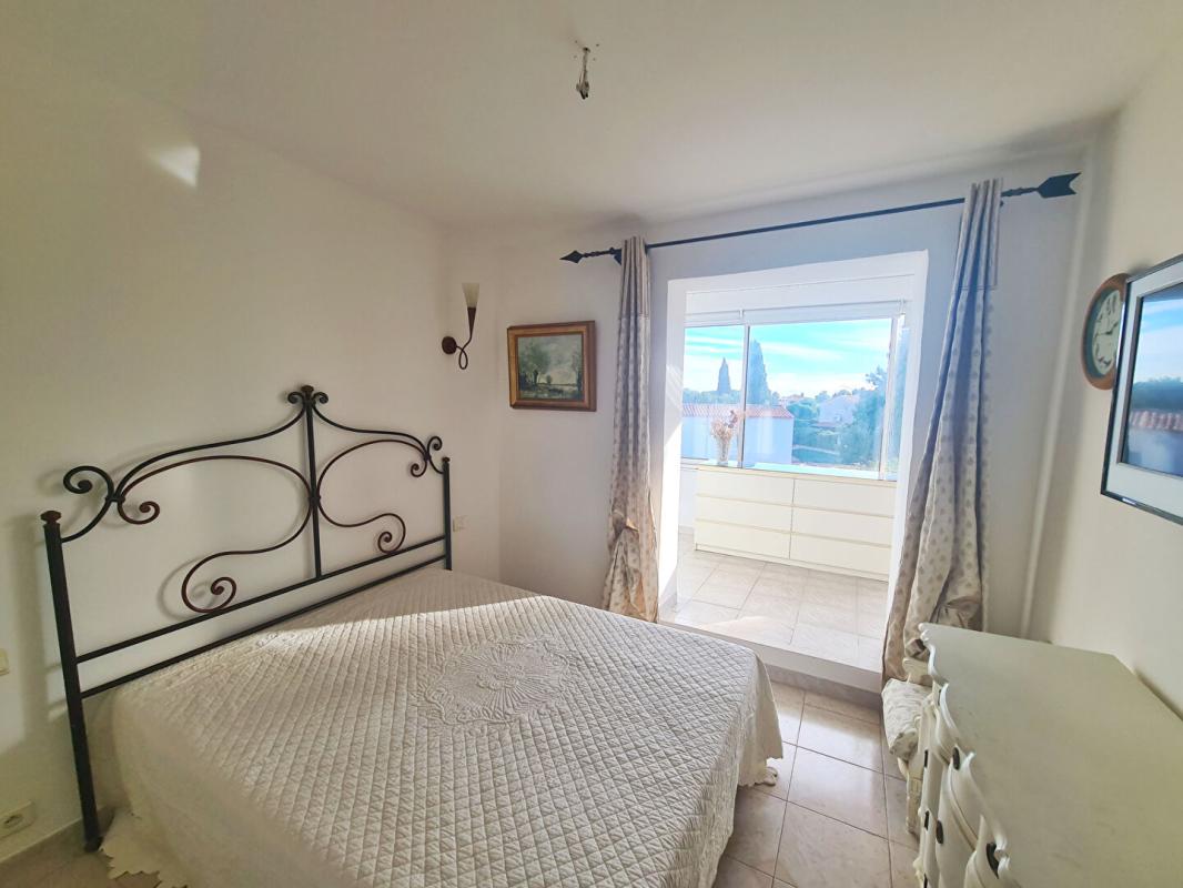 BANDOL Bandol- Villa Club T2- Proche calanques à pied 5