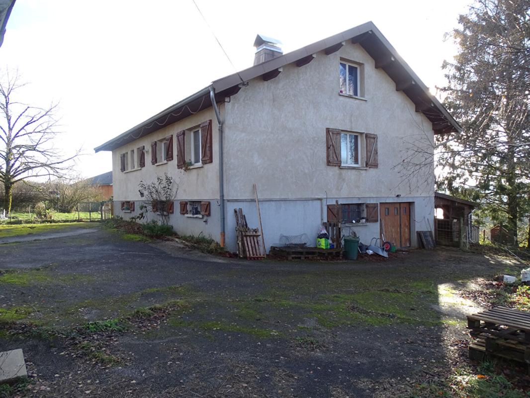 CHARCHILLA Maison Charchilla 7 pièce(s) 192 m2 4