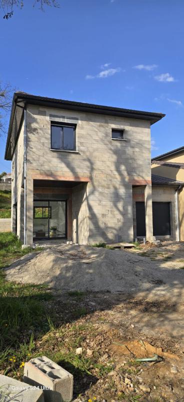 SAINT-MARCEL-LES-VALENCE Maison Saint Marcel Les Valence 4 pièce(s) 109 m2 16