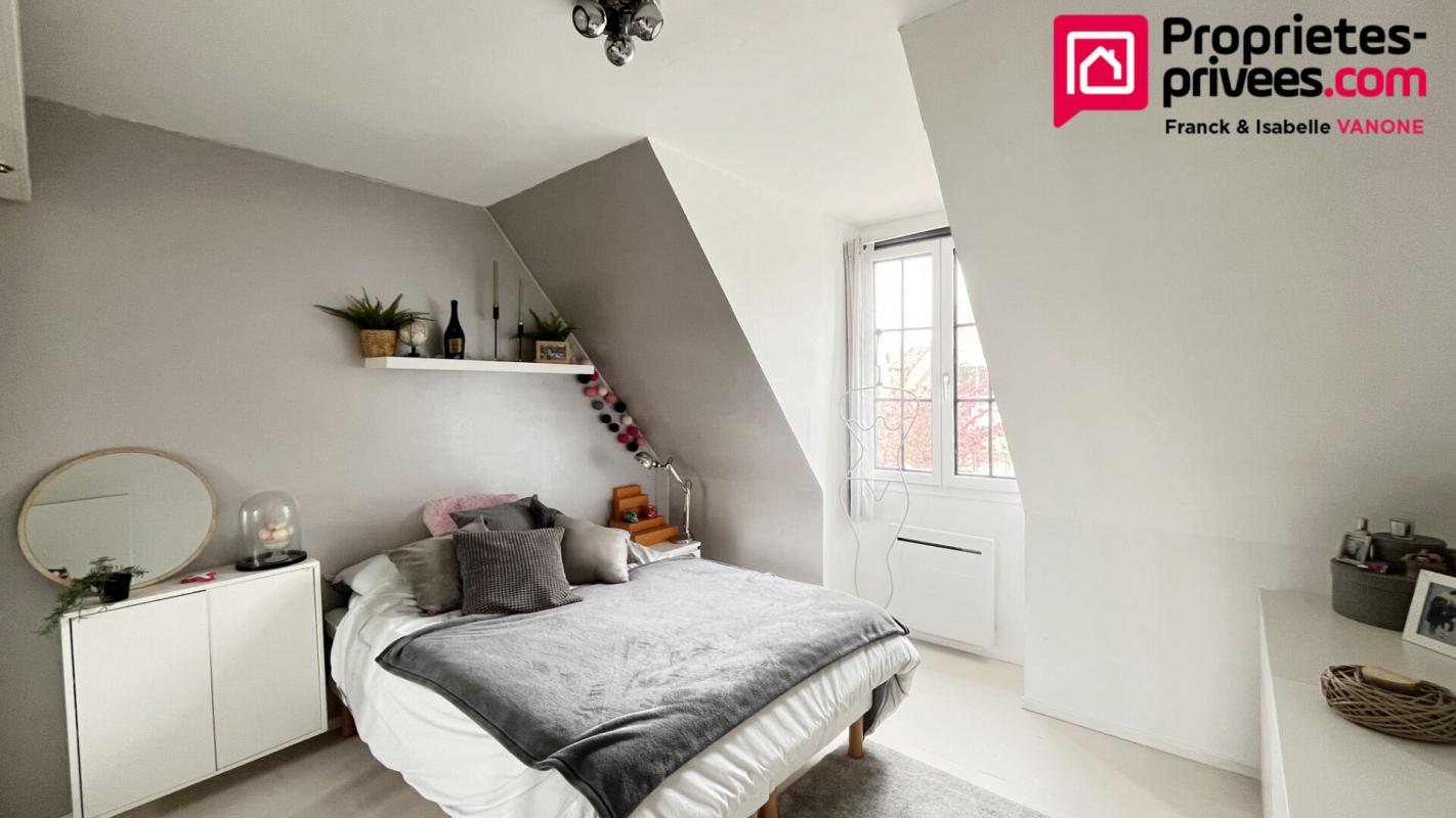 LOMPRET Individuelle lumineuse et familiale - 145 m² (190m² utiles) - 5 chambres - jardin SO - double garage - LOMPRET 12