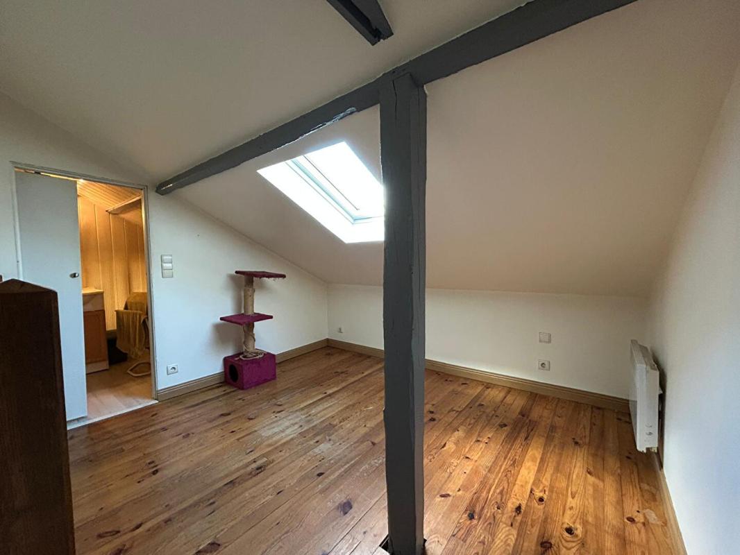 WARMERIVILLE SPECIAL LOCATIF / Maison  Warmeriville 60m², 3 pièces 6