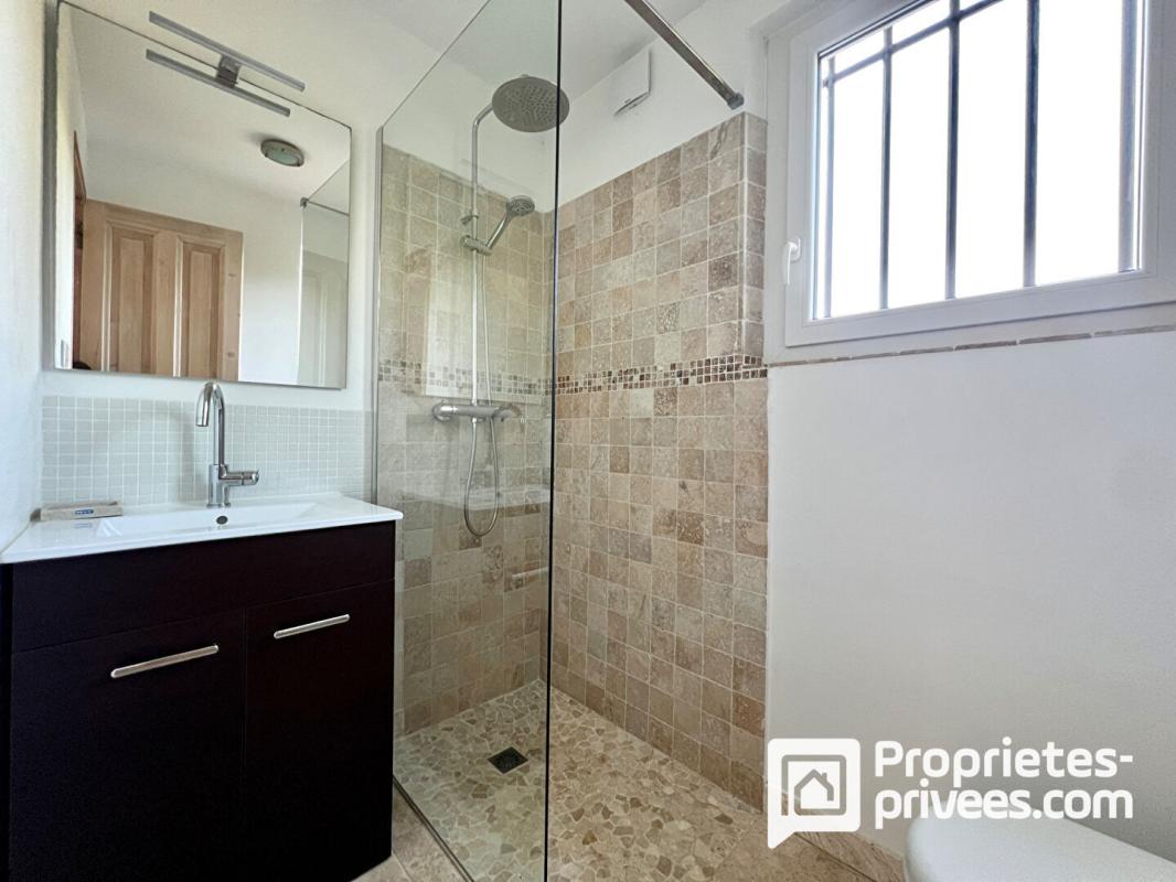 SAINTE-MAXIME Villa avec jardin, garage, piscine et dépendance à Sainte Maxime 11