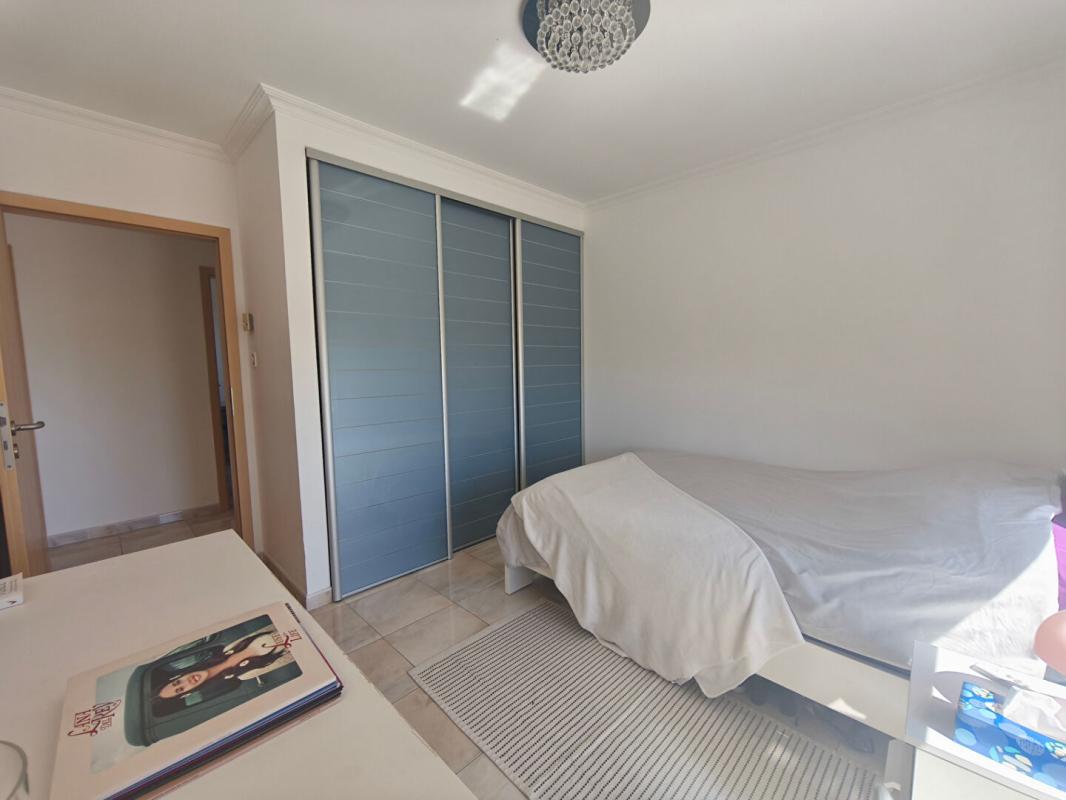 NIMES Villa d'exception dans le secteur Nîmes, 198m², jardin, piscine, spa 14