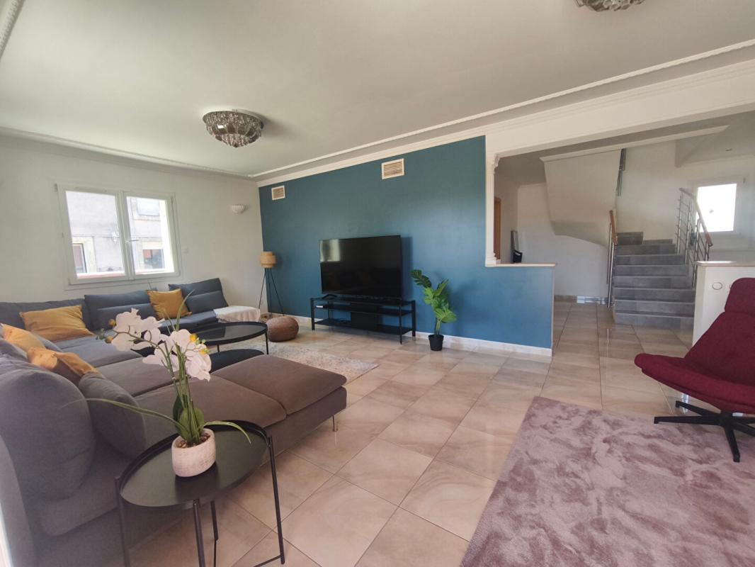 NIMES Villa d'exception dans le secteur Nîmes, 198m², jardin, piscine, spa 4