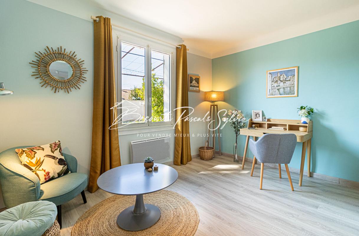 CARPENTRAS A VOIR ! : Villa 160 m2 + T2 indépendant 50m2 env. et piscine 3