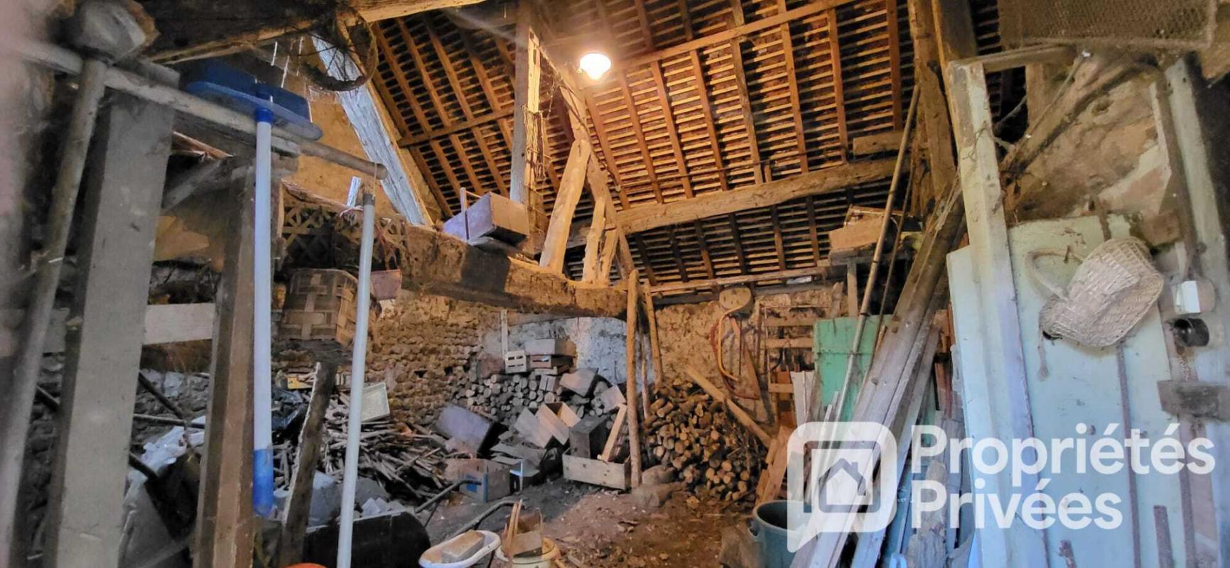 TILLIERES-SUR-AVRE Propriété de caractère en bord de l'Avre 11