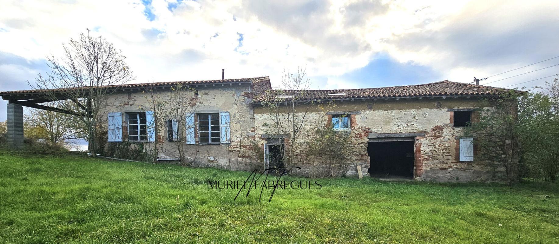 SAINT-GERMIER Ferme à rénover intégralement de 126 m2, 5 chambres 31290 Saint Germier. Proche de Villefranche de Lauragais 12