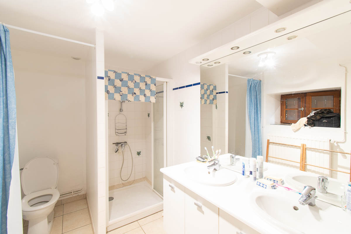 BOUSSAC Propriété de loisirs Boussac 6 pièce(s) 232 m2 10