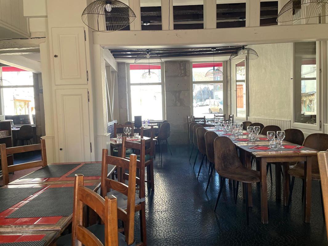 CLAMECY EXCLUSIVITE CLAMECY - RESTAURANT PIZZERIA, 75 COUVERTS, TERRASSE et LOGEMENT 8