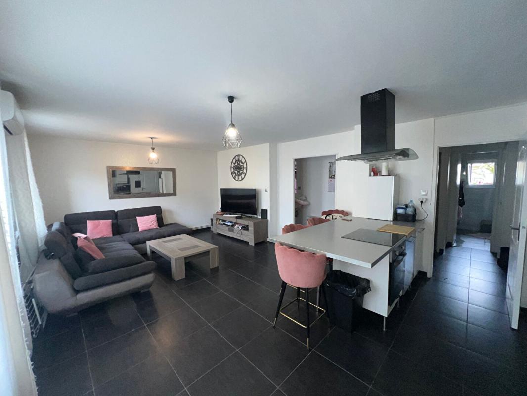 VALENCE Appartement Valence 3 pièce(s) 65 m2, cave 1