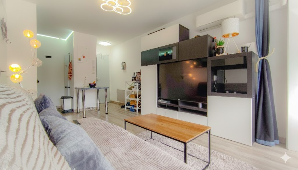 LE LAVANDOU COUP DE COEUR Appartement Le Lavandou 2 pièces35 m2 avec parking privé Centre Lavandou 13